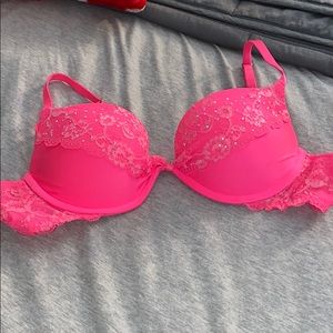 VS laced bra